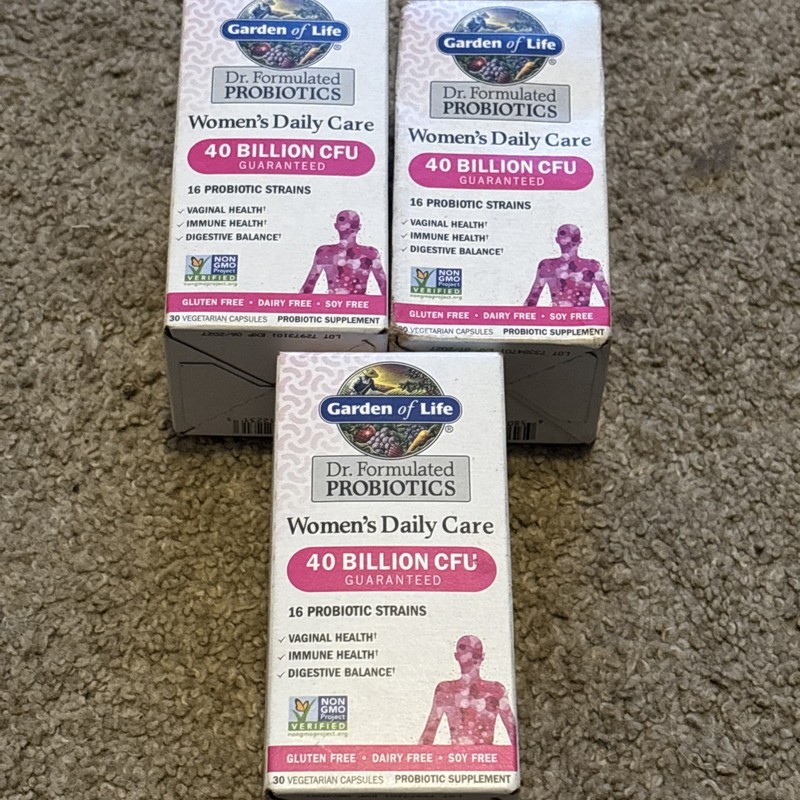Garden of Life Women’s Probiotics Daily Care 30 Capsules 40 Billion CFU 3 Boxes