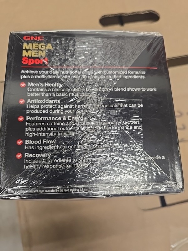 GNC MEGA MEN Sport Vitapak (30 Servings) gallery