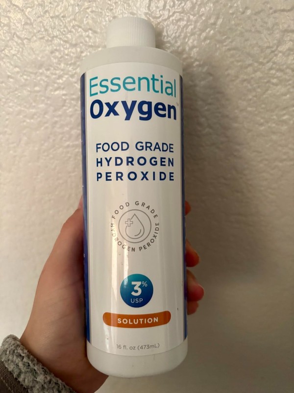 Eco-Friendly 16oz Hydrogen Peroxide - Powerful, Non-Toxic All-Purpose Solution gallery