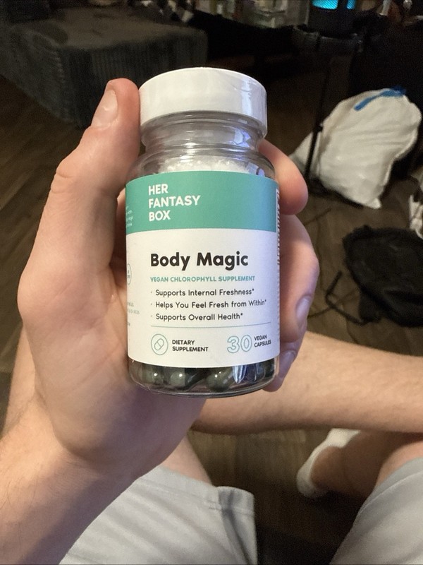 Her Fantasy Box Body Magic Chlorophyll 30ct Vegan Capsules Green – Brand New