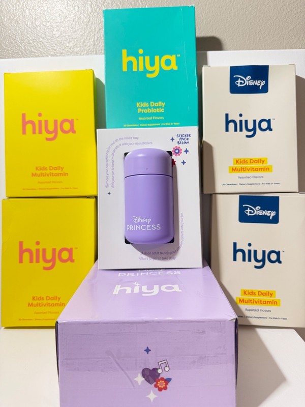 Hiya Kids Multivitamin Bundle + Probiotic + Disney Princess Bottle (5 Packs)