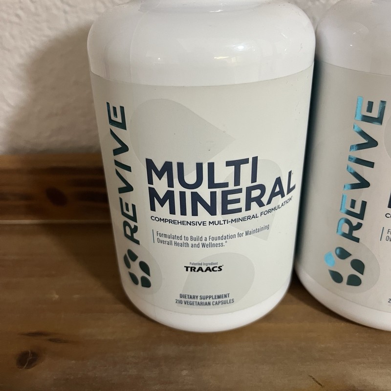 Lot Of 2 Revive MD - Multi Mineral - 2 x 210 = 420 Total Capsules Exp 8/27 gallery